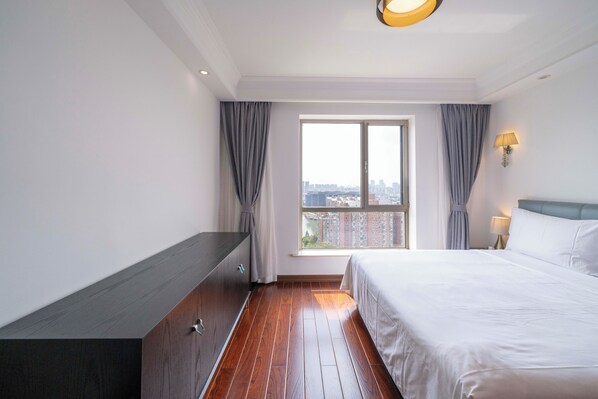 Appartement Supérieur, 3 chambres, cuisine, vue ville
