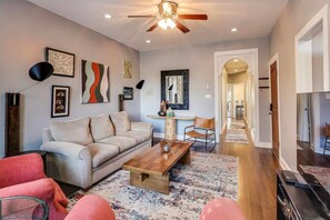 Televisor intel·ligent, llar de foc i impressores