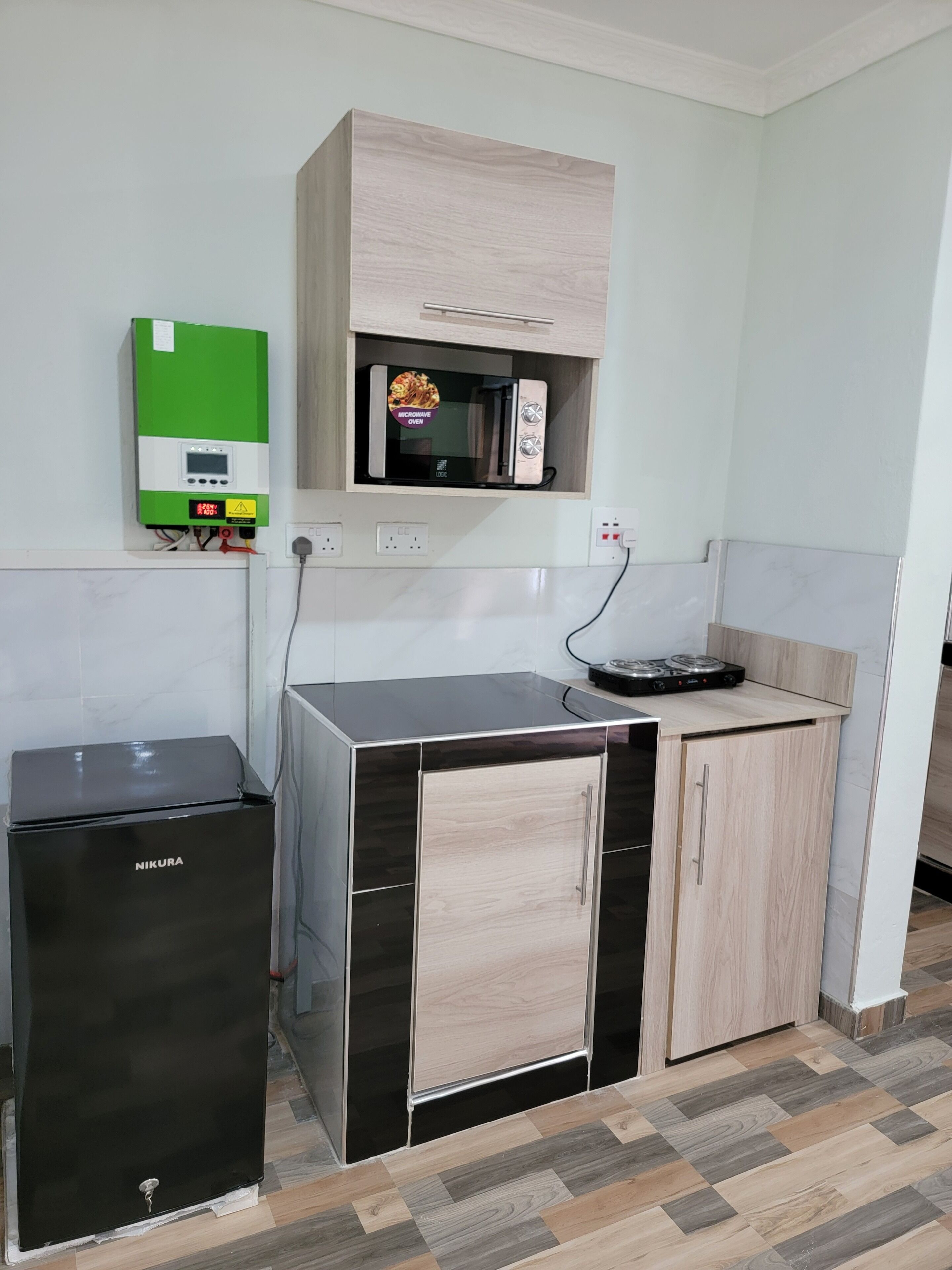 Condo, 1 King Bed | Private kitchen