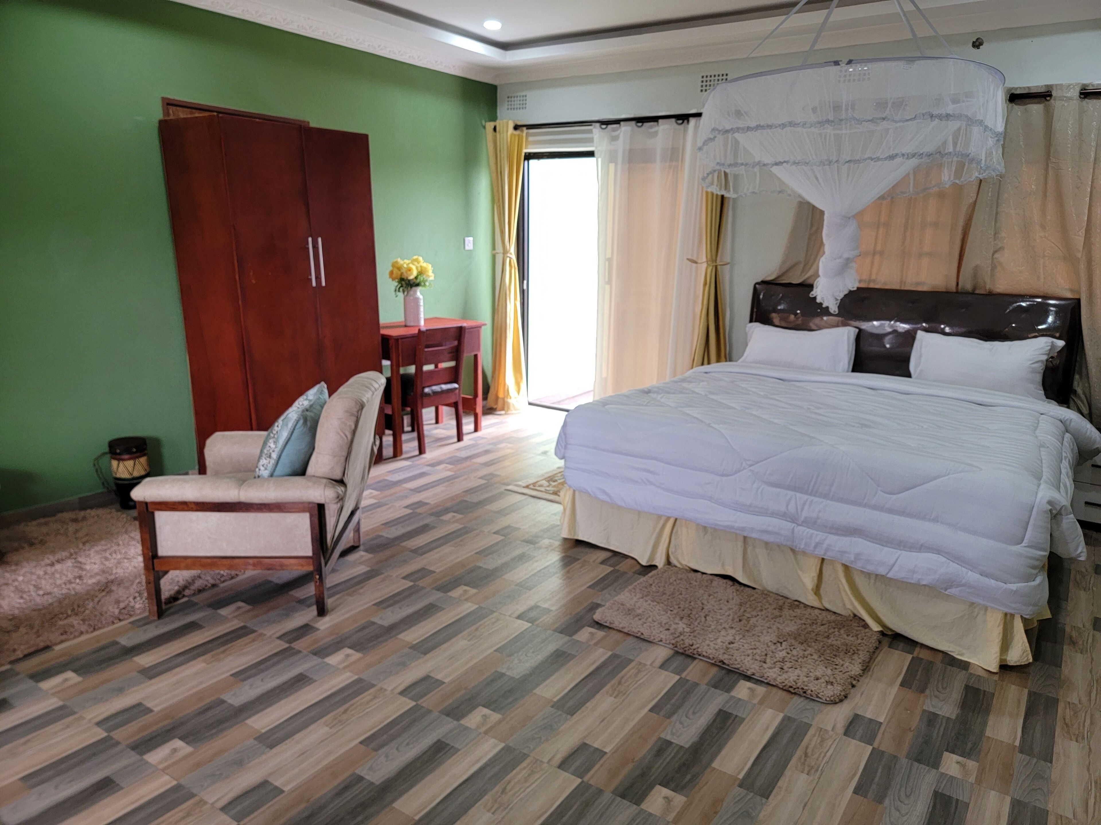 Condo, 1 King Bed | Free WiFi