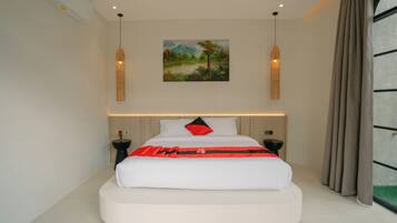 Cortinas blackout, tabla de planchar con plancha y wifi gratis
