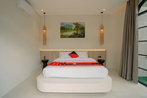 Cortinas blackout, tabla de planchar con plancha y wifi gratis