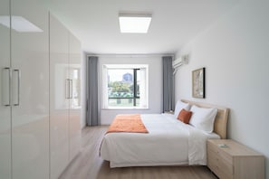Superior-Apartment, 3 Schlafzimmer, Balkon, Stadtblick