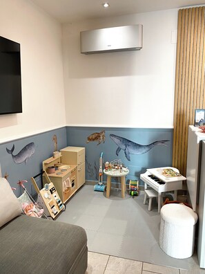 Children’s play area – indoor