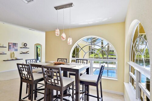 VILLA NO.1POOLVILLA AM KANAL/FAMILY FRIENDLY POOL VILLA CANAL FRONT