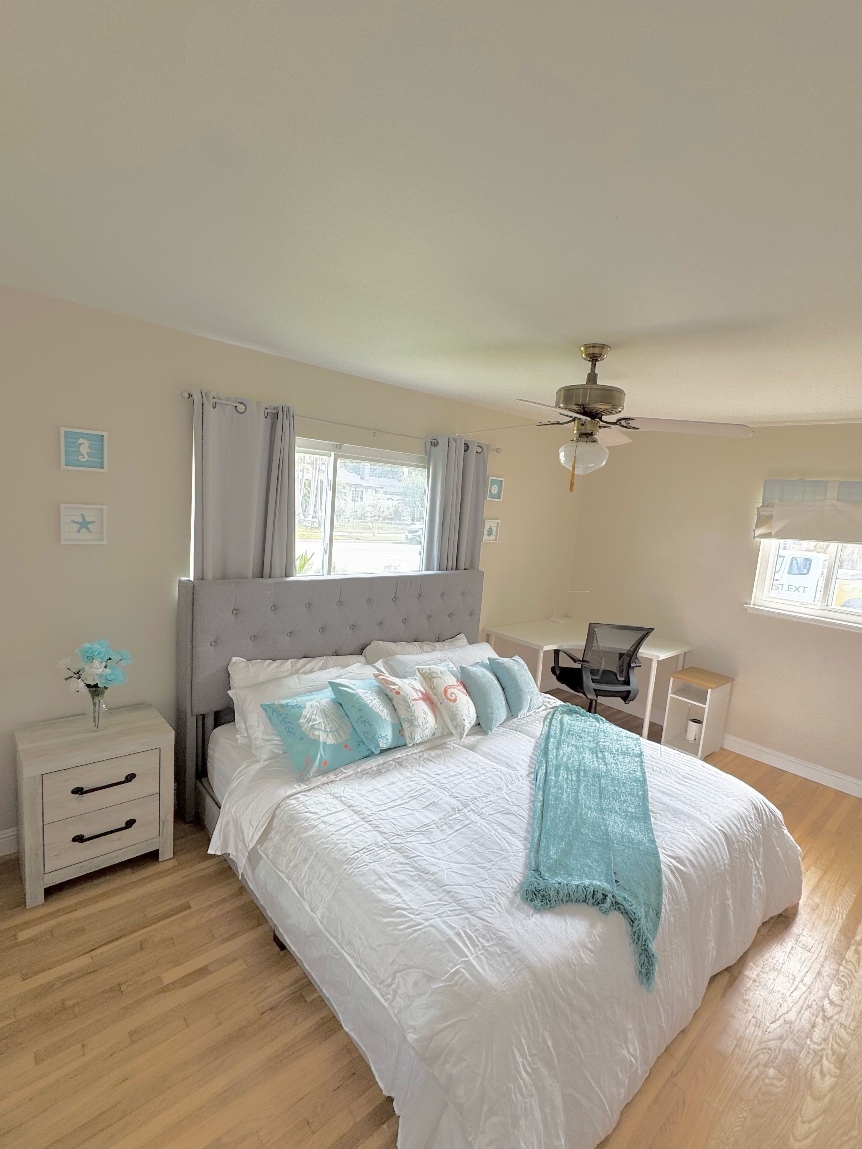 Iron/ironing board, WiFi, bed sheets