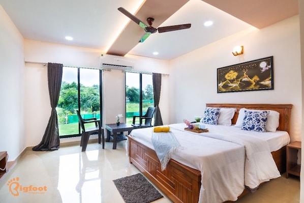Camera Luxury con letto matrimoniale o 2 letti singoli, vista giardino | Vista giardino