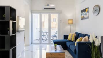 Televisor intel·ligent de 43 polzades amb canals digitals