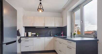 Apartment 'Allgäu Space' with Shared Garden, Balcony and Wi-Fi