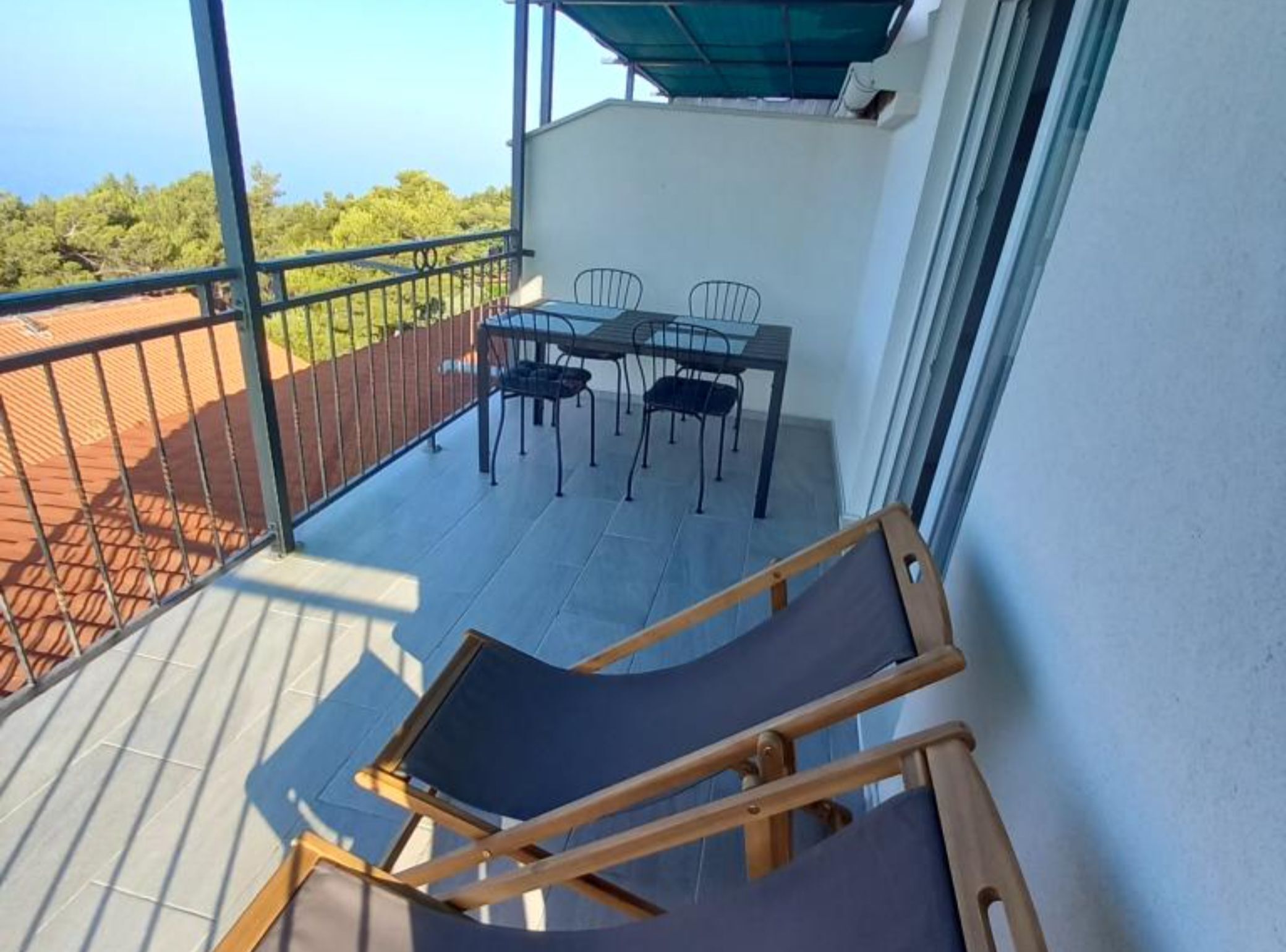 Apartment (One Bedroom Apartment with Balcony an) | Balcony