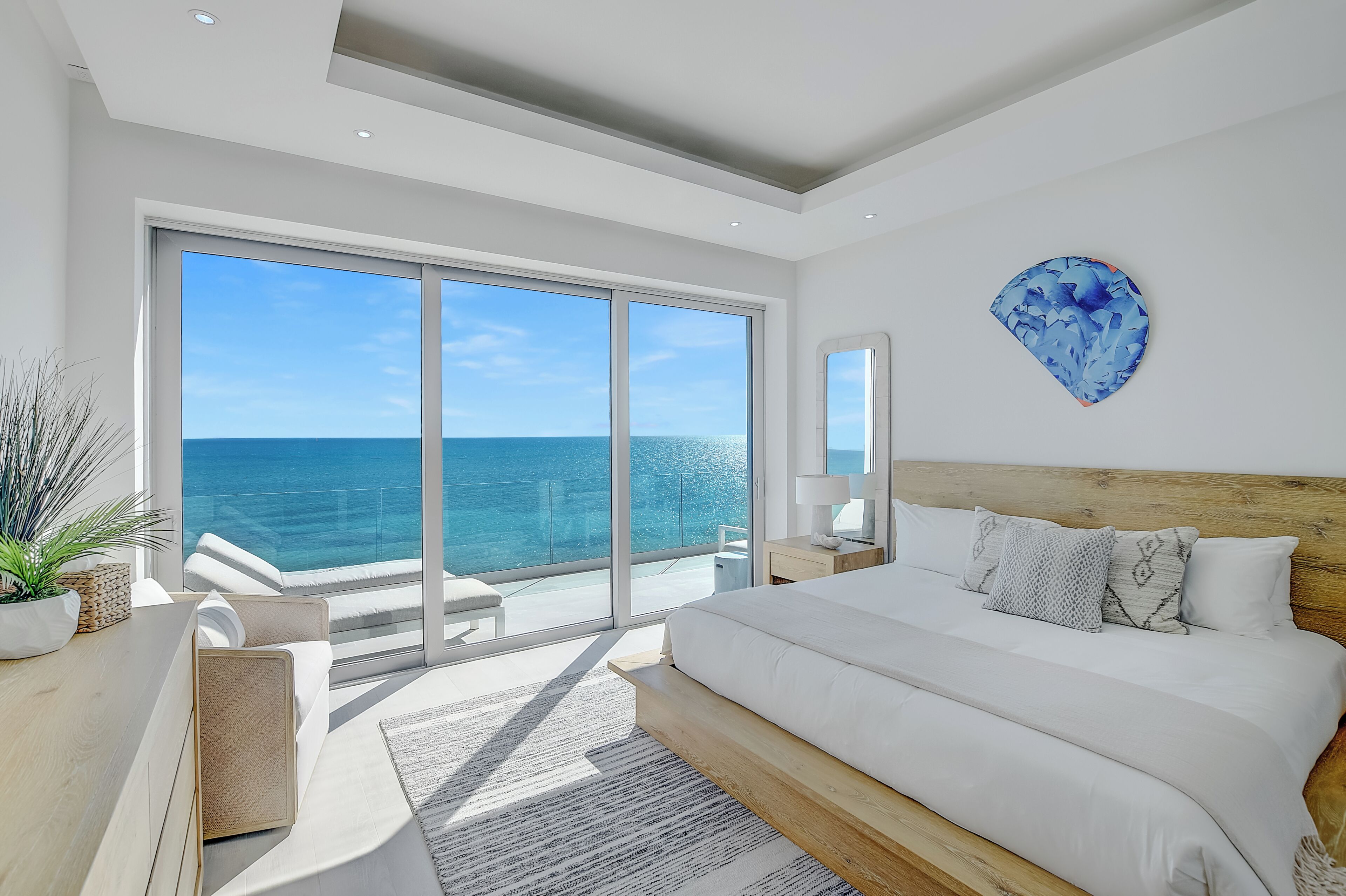 3 chambres, fer et planche à repasser, Wi-Fi, draps fournis