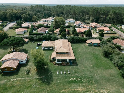 LE COTTAGE - Charming 3 double bedroom villa - 10 minutes from the ocean