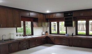 Private kitchen - ViewPoint Villa (Phuket)