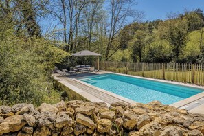 Piscine extérieure, piscine chauffée