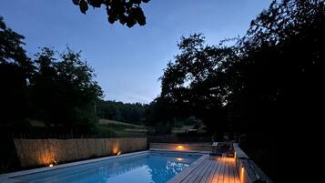 Piscine extérieure, piscine chauffée