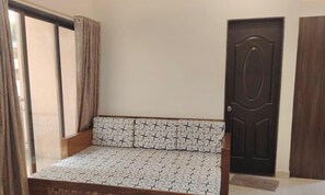 Family Room | Free WiFi - Mudra Villa & Resort (Nagaon)