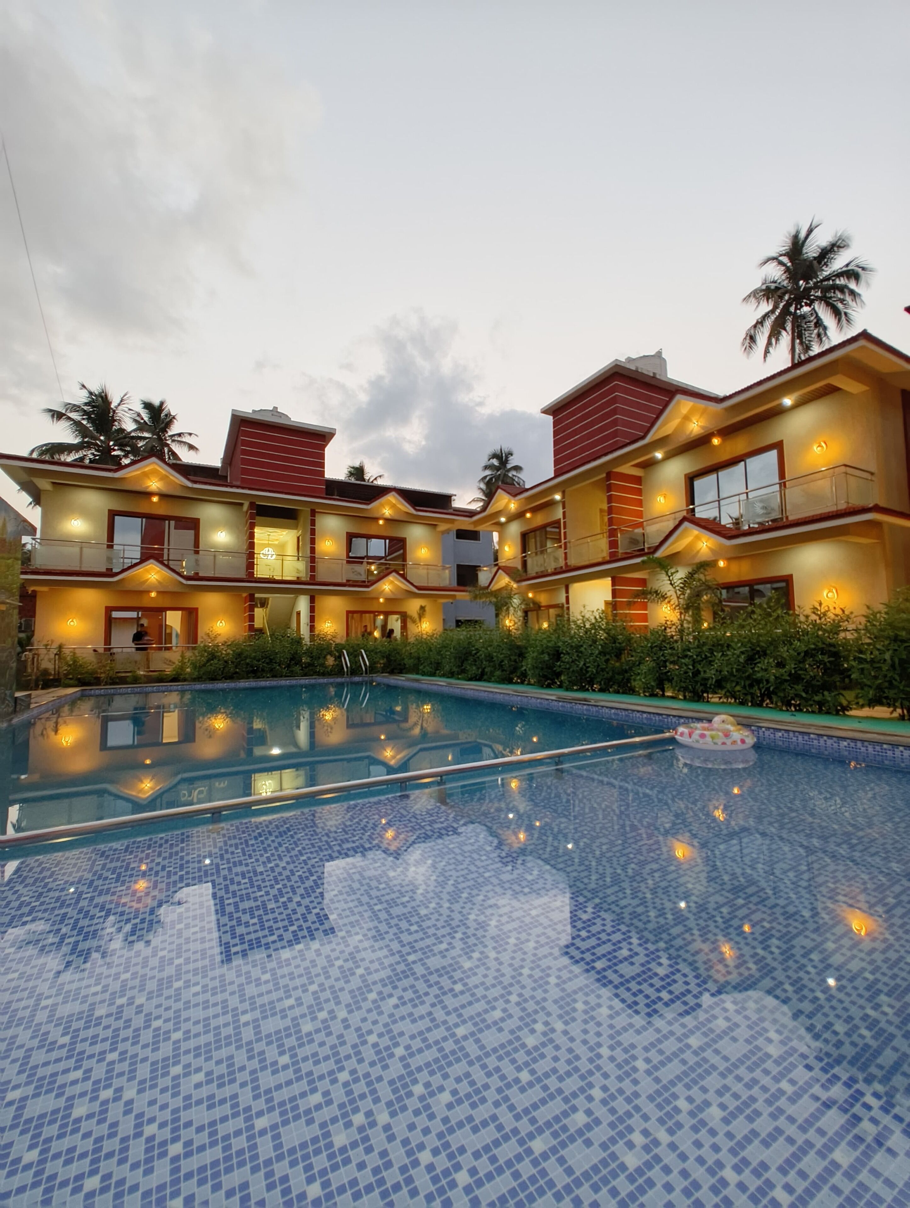 สระว่ายน้ำในร่ม