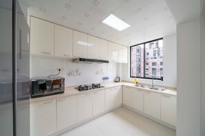 スーペリア アパートメント 2 ベッドルーム シティビュー | 専用キッチン