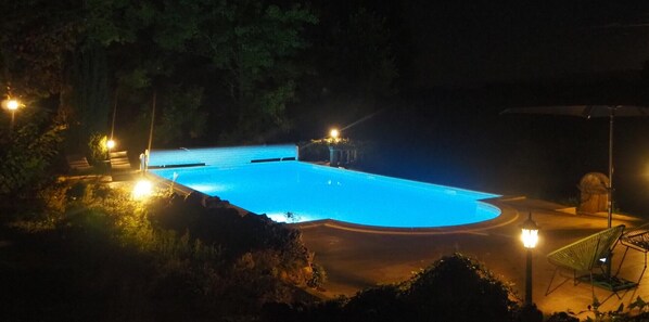 Outdoor pool - Laperletta (Saint-Pompon)