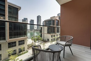 Deluxe-Apartment, Balkon, Stadtblick | Balkon