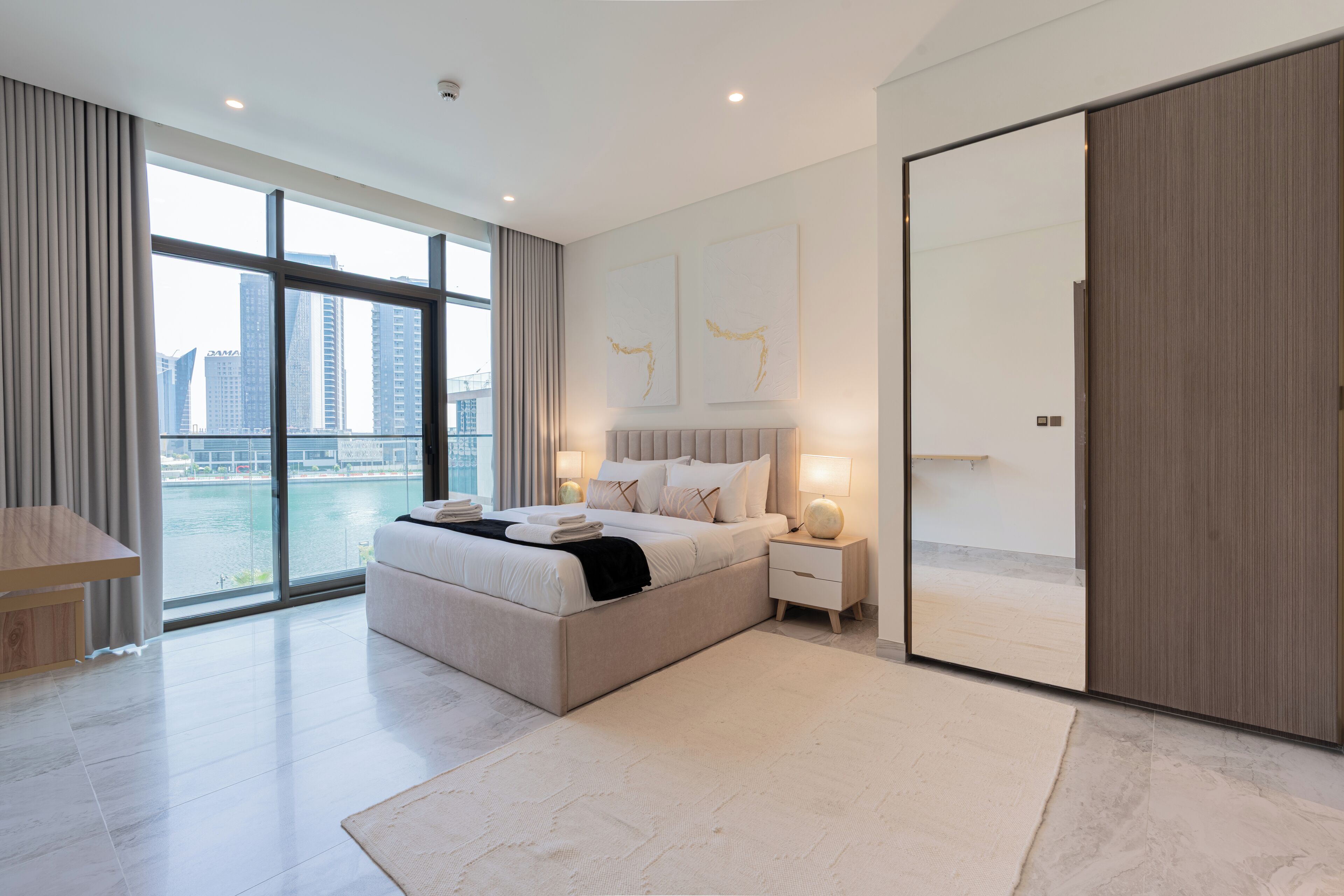 Appartamento Deluxe, balcone, vista città | Vista dalla camera