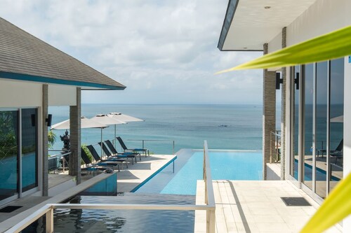 Suluban Cliff Villa Bali