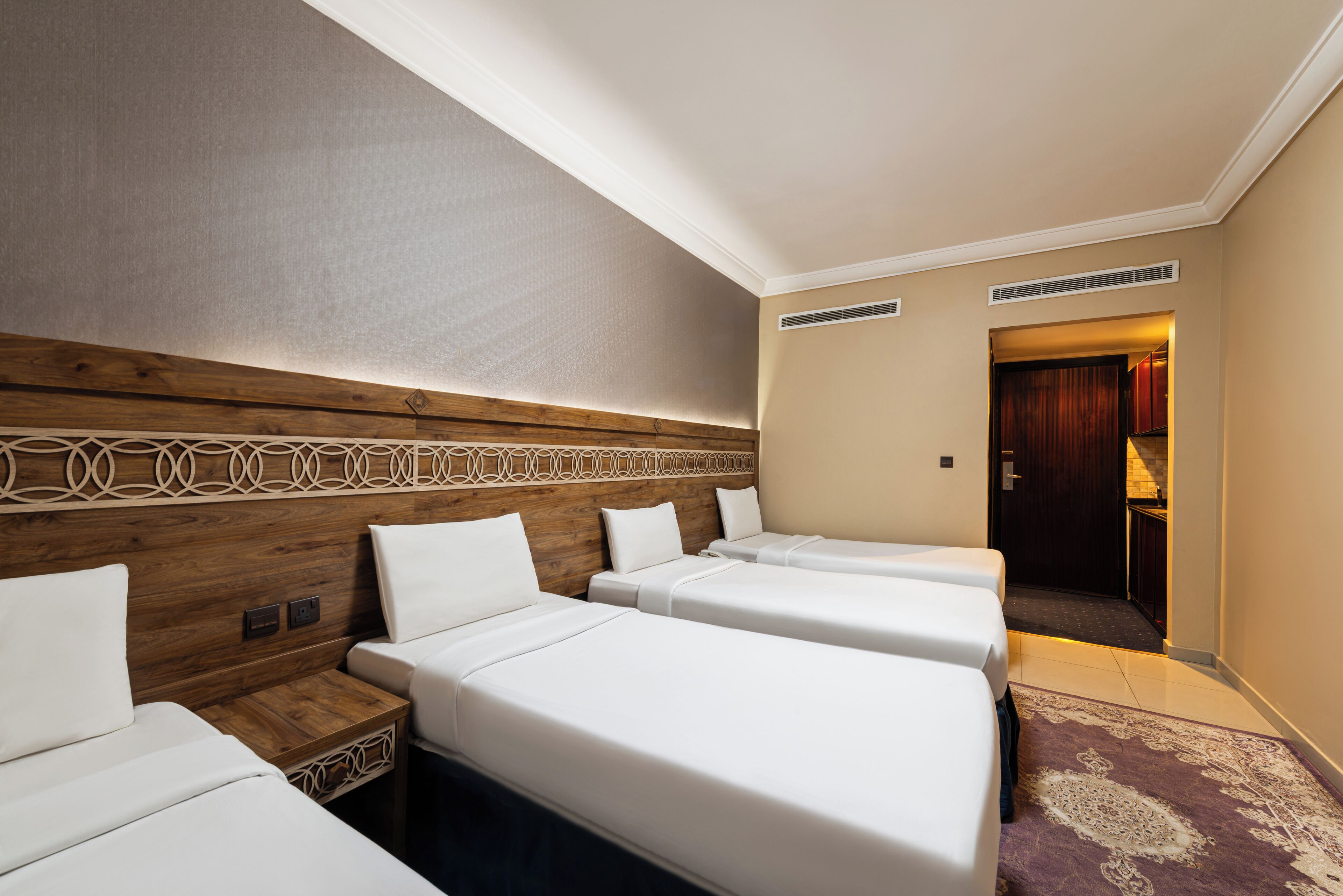 Standard Quadruple Room | Free WiFi