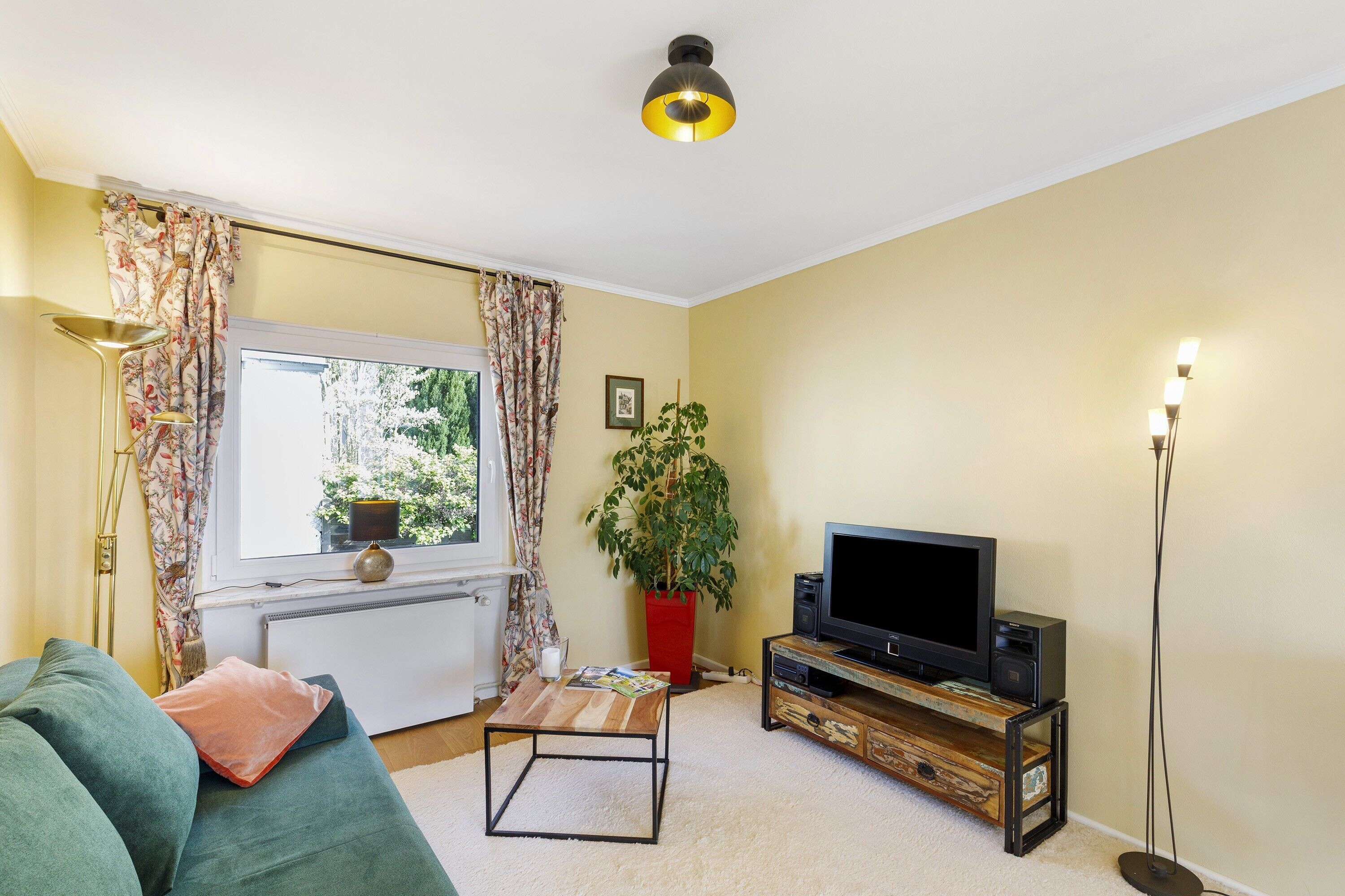 Televisión y estéreo 