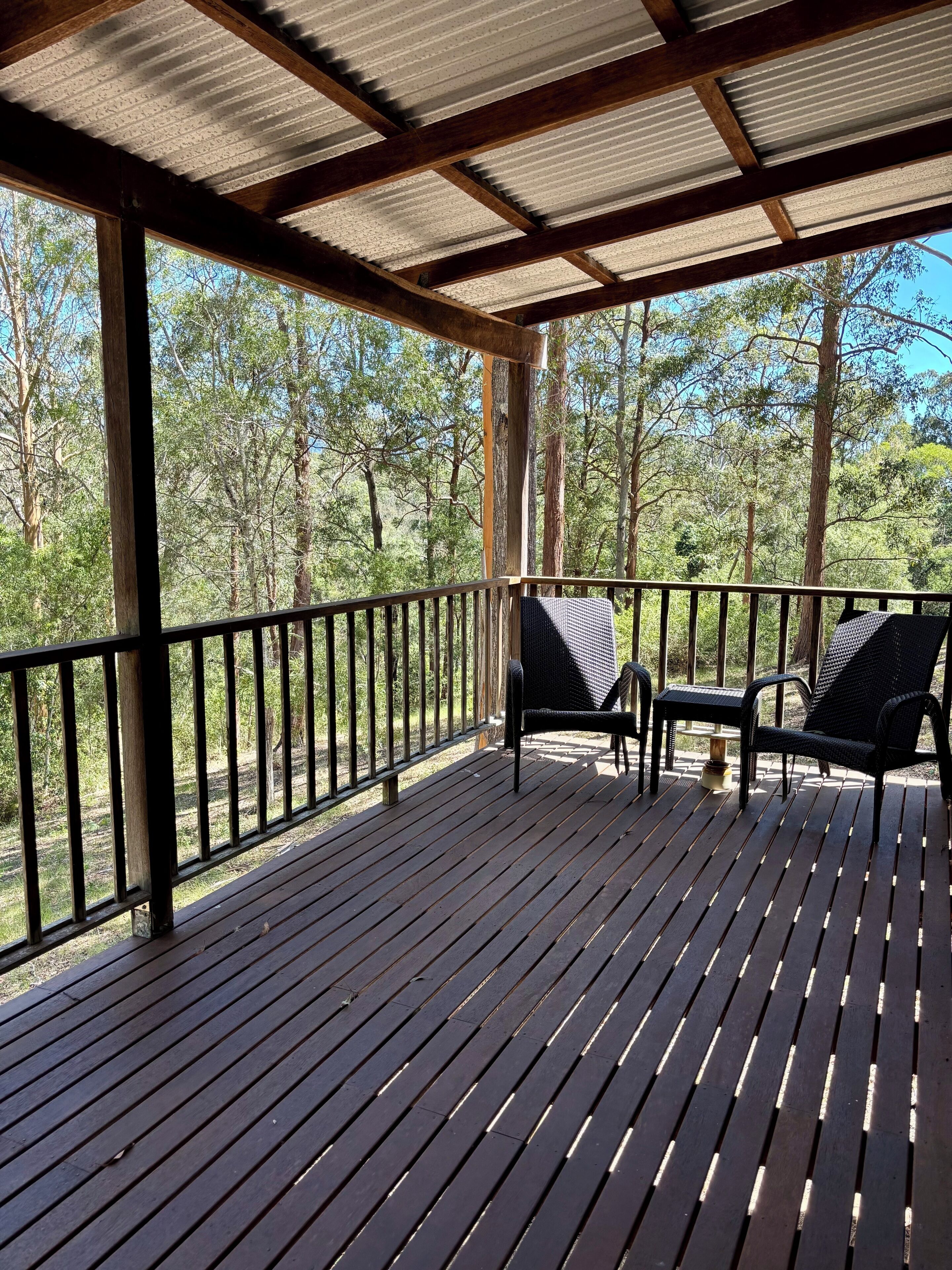 Deluxe Cabin, 1 Queen Bed, Kitchenette, Garden View | Terrace/patio