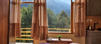 Alooma Valley View Stays