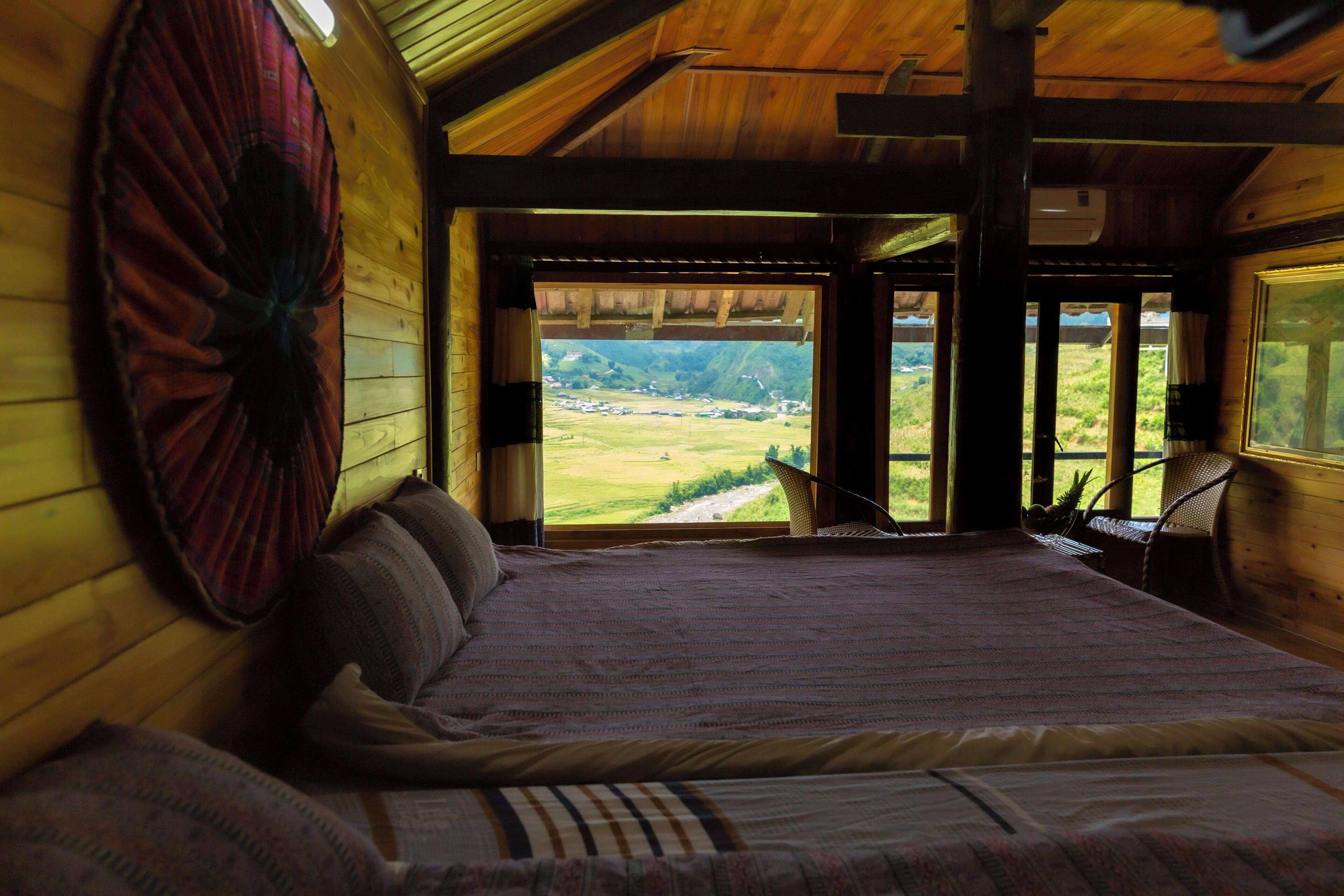 デラックス トリプルルーム | WiFi (無料)、ベッドシーツ