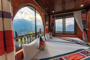 Free WiFi, bed sheets - Muong Hoa River View Hotel (Sa Pa)