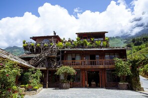 Exterior - Muong Hoa River View Hotel (Sa Pa)