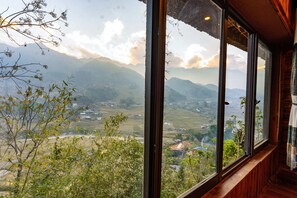 Family Connecting Room | View from room - Muong Hoa River View Hotel (Sa Pa)