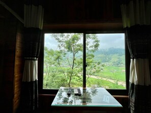 Family Quadruple Room, Mountain View | Free WiFi