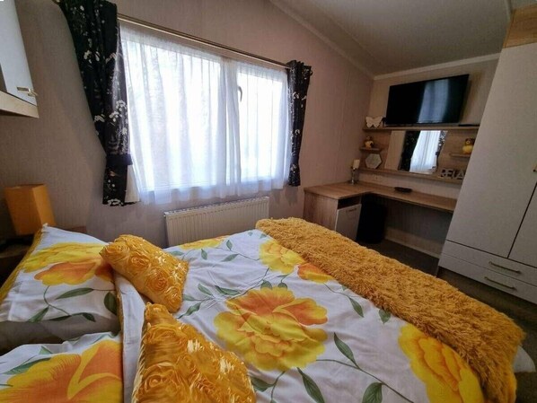 3 bedrooms, individually decorated, individually furnished, free WiFi