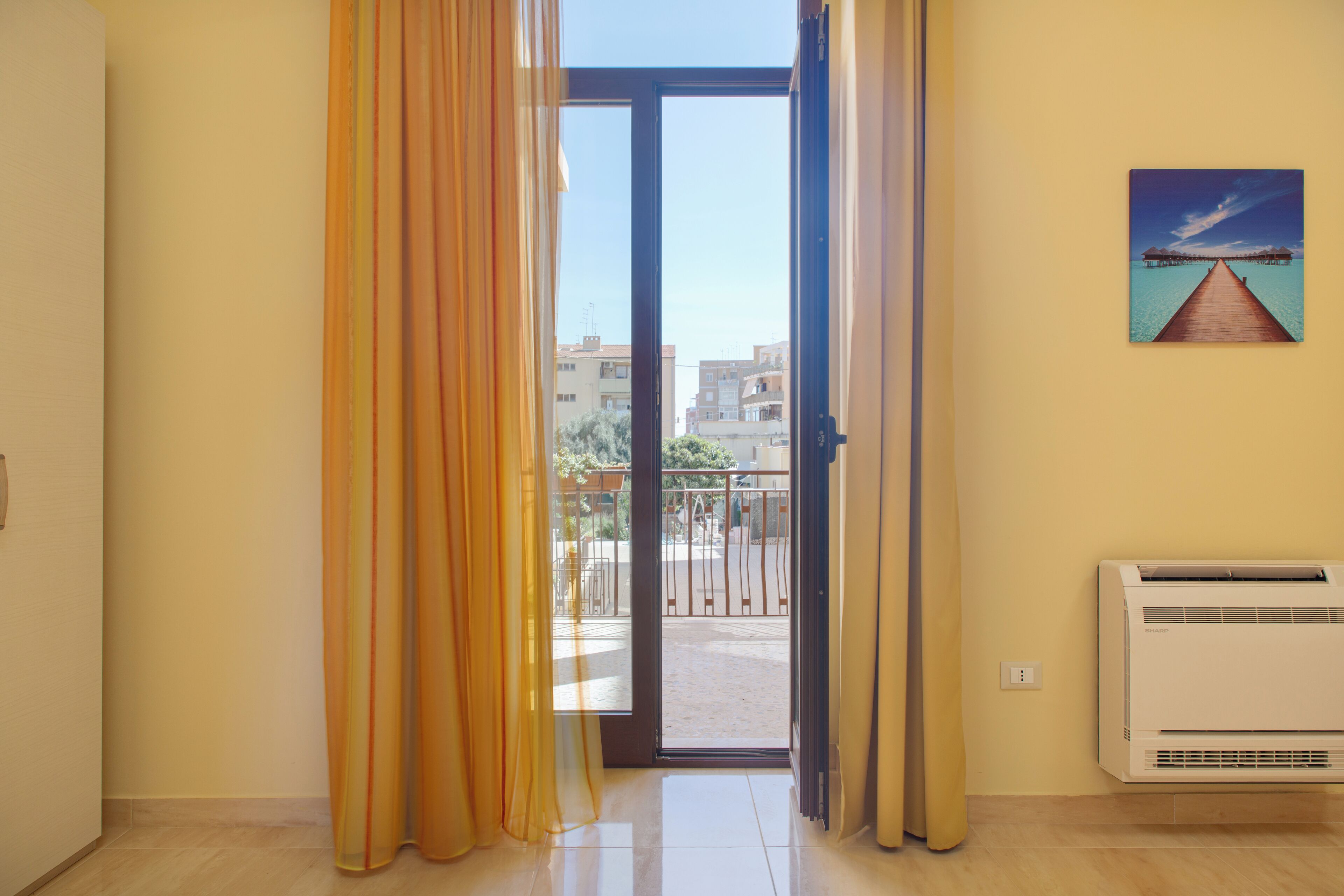 Deluxe Double or Twin Room, Balcony | Minibar, in-room safe, desk, iron/ironing board