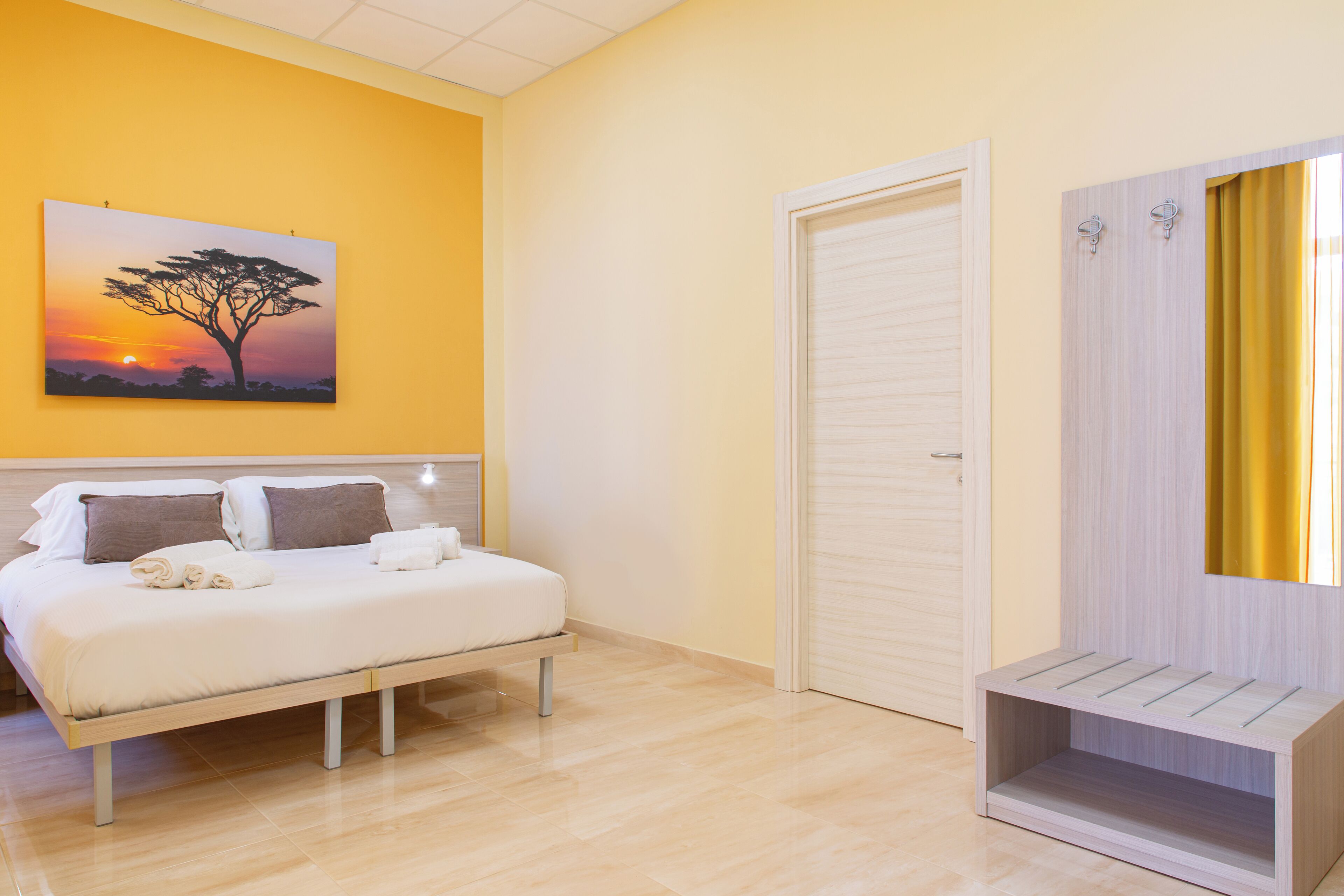 Deluxe Double or Twin Room, Balcony | Minibar, in-room safe, desk, iron/ironing board