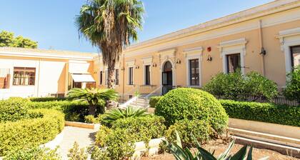Syraka Hotel LR Collection