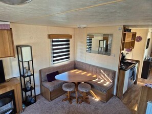 Interior - Southview Holiday Park - Holiday Accommodation 22166 (Skegness)