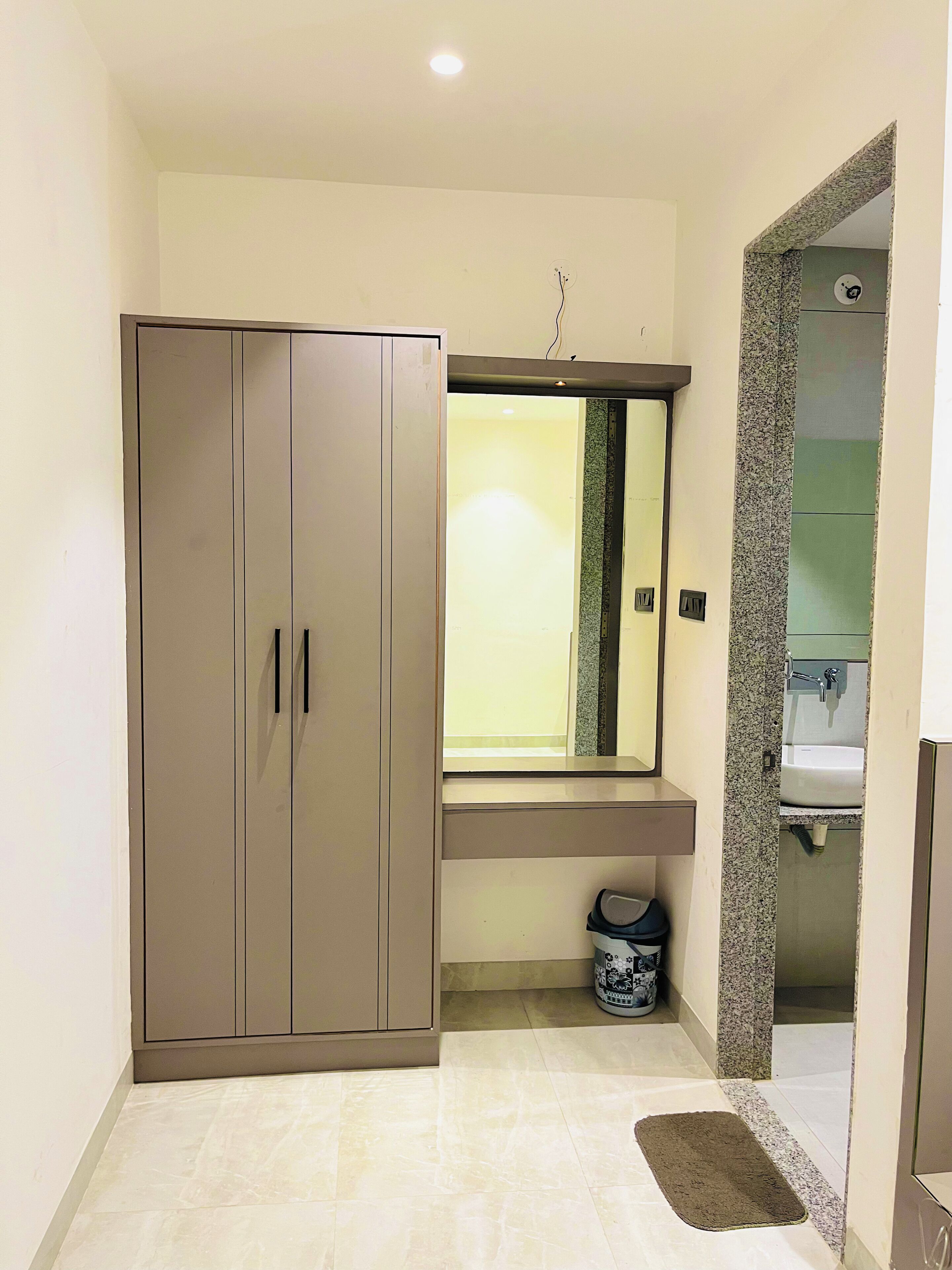 Kamar Double Mewah, pemandangan kota | Lemari pakaian