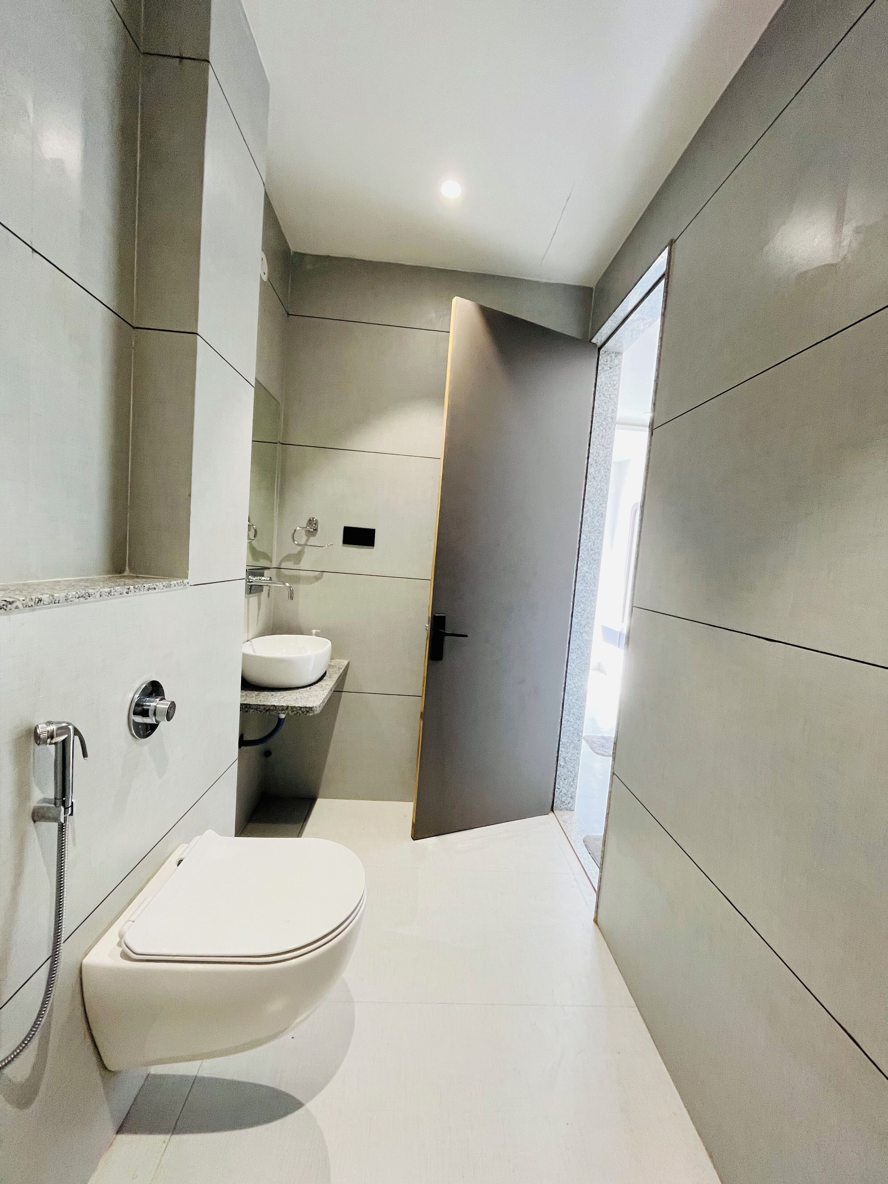 Luxury Double Room, City View | Bathroom