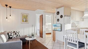 Télévision, cheminée