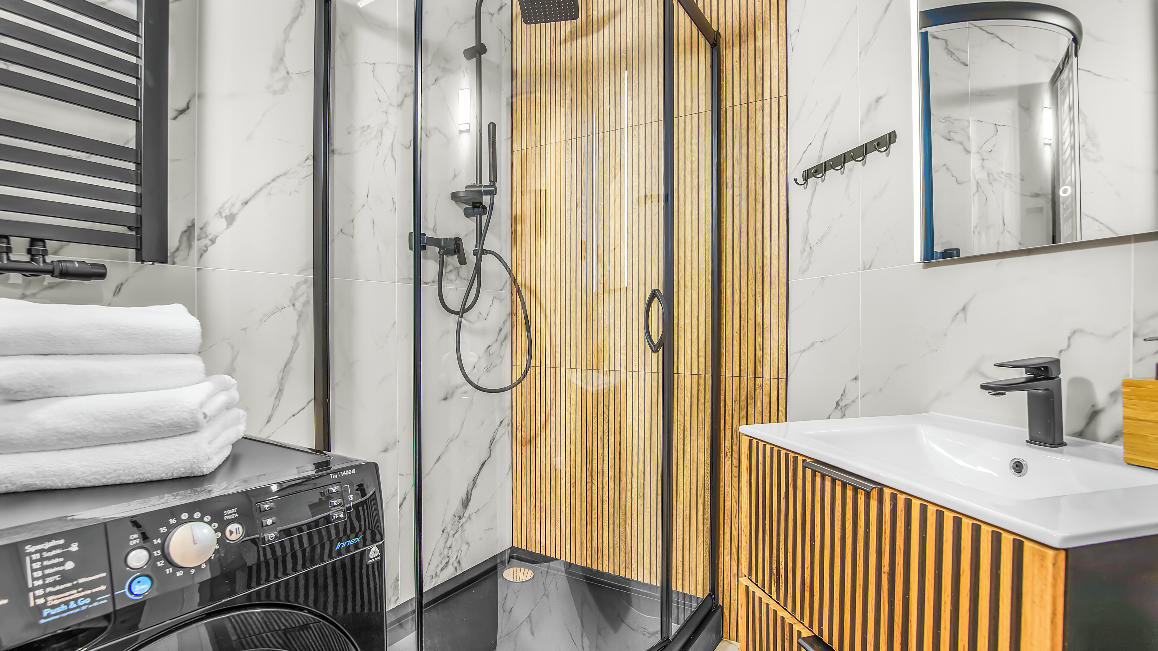 Apartment (8) | Bathroom | Towels