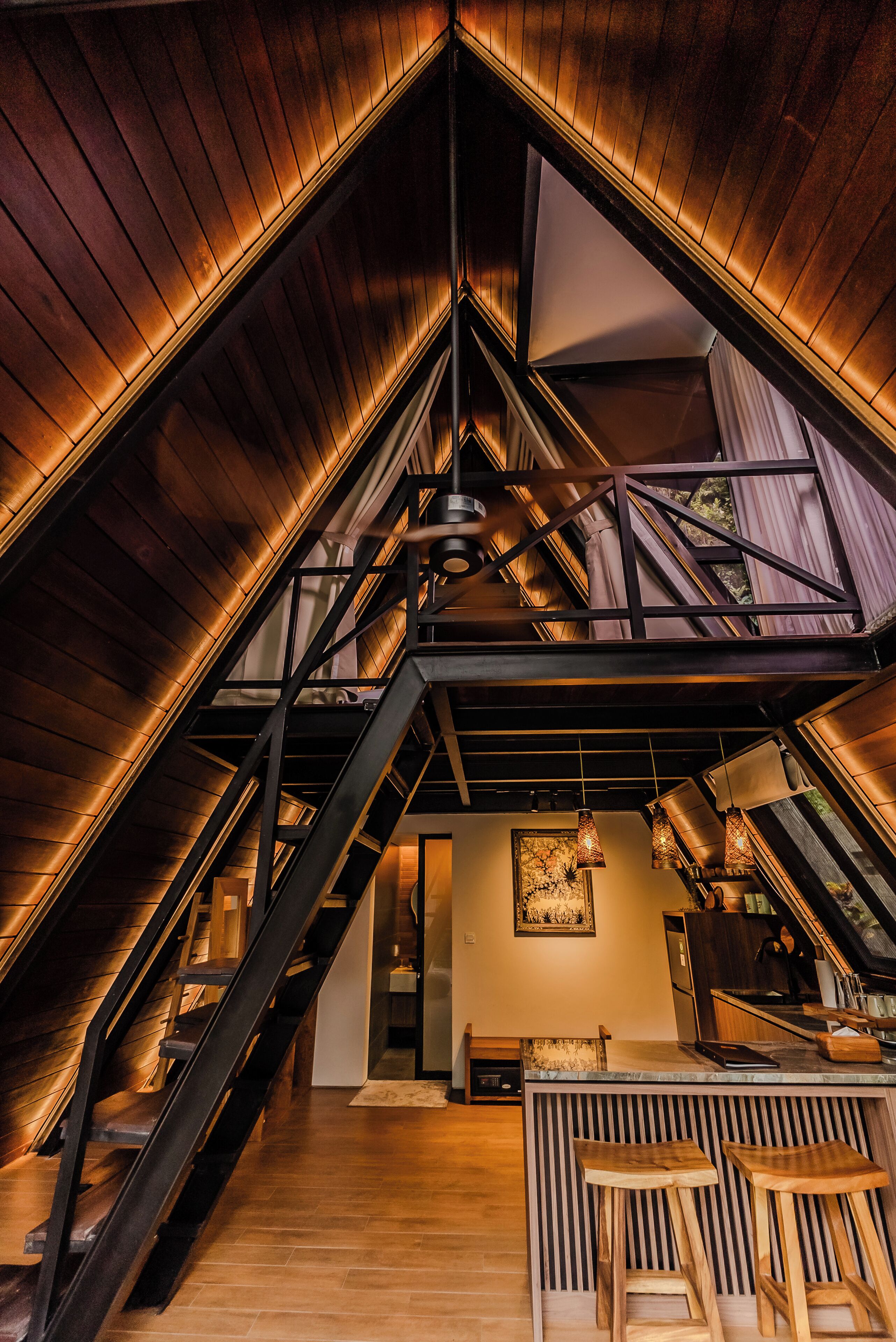 Superior room mezzanine with river view | Zimmersafe, Schreibtisch, Verdunkelungsvorhänge, Bügeleisen/Bügelbrett