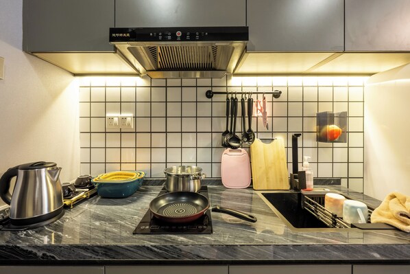 베이직 스튜디오 | 전용 주방 | 냉장고, 쿡탑