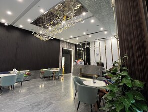 로비 좌석 공간