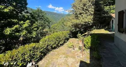 House with private garden and mountain views