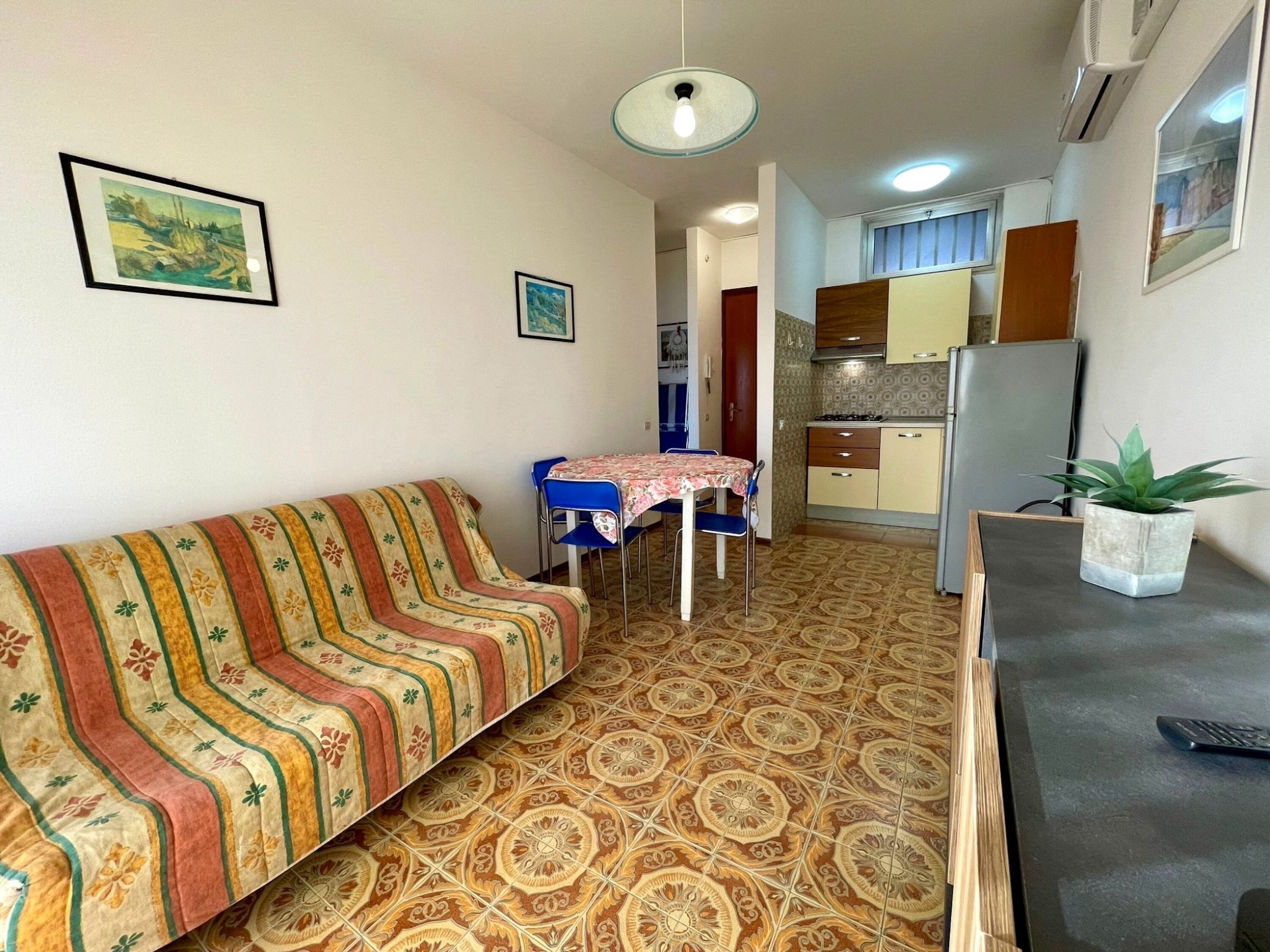 Apartment, 1 Bedroom, Balcony, Ocean View | Dining
