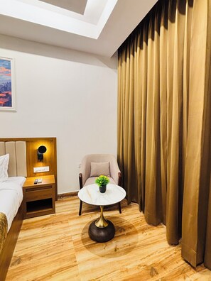 Club Room, City View | Room amenity - Arth Suites Lucknow Gomti Nagar (Lucknow)